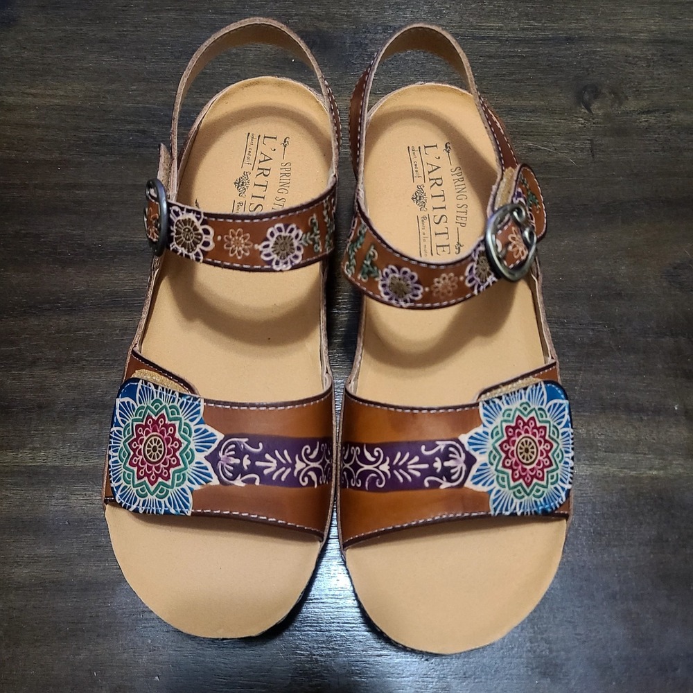 L'Artiste Spring Step Sandals Brown Floral Leather Wedge Roshni 38 Sz 7.5-8 - Picture 7 of 10